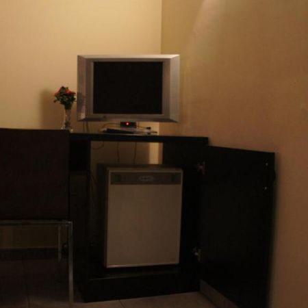 Hotel Le Sorgenti Пополи Екстериор снимка