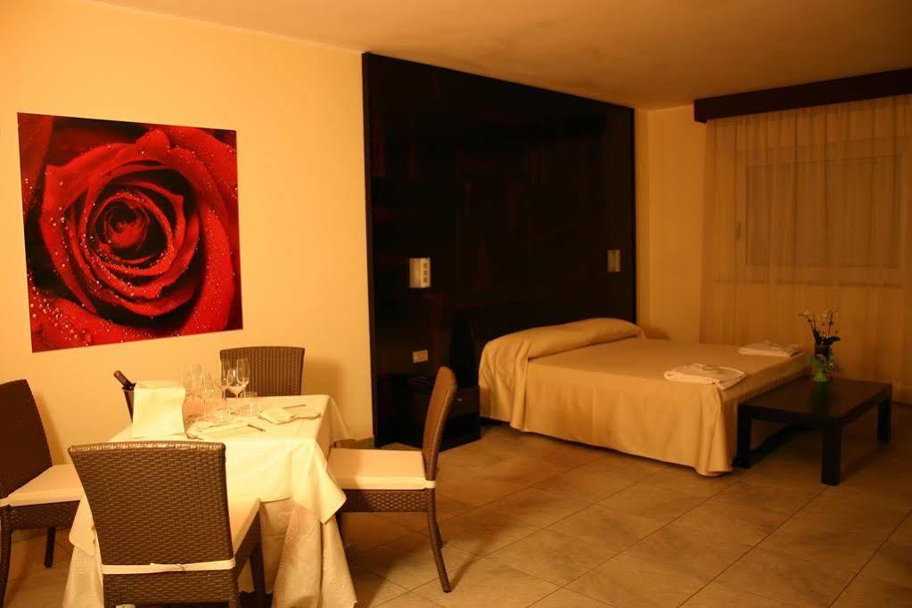 Hotel Le Sorgenti Пополи Екстериор снимка